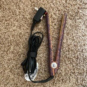 Ultra Chi straightener